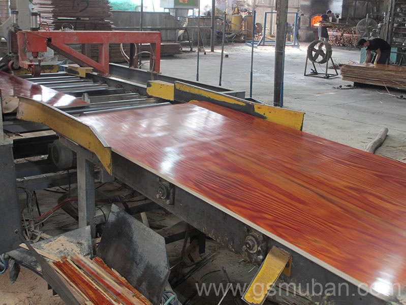 木模板市場(chǎng)價(jià)多少錢(qián)一張?不同價(jià)位的區(qū)別 木模板市場(chǎng)價(jià)多少錢(qián)一張?不同價(jià)位的區(qū)別